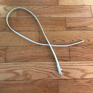 Thin white belt